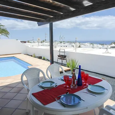 Camelia With Sea View Villa *
